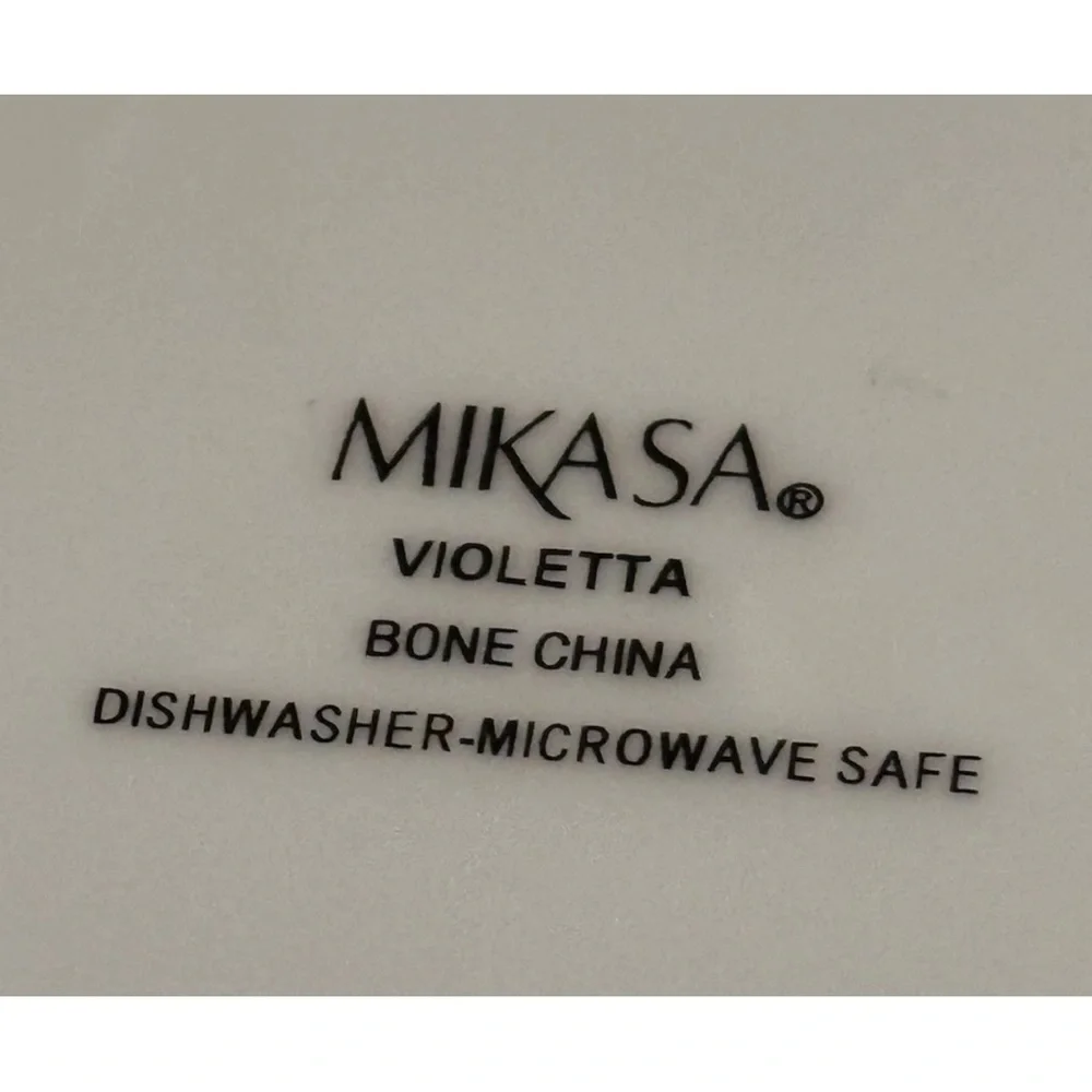 Mikasa Violetta Bone China salad Plates 9” – Set of 4 Watercolor Botanical EUC